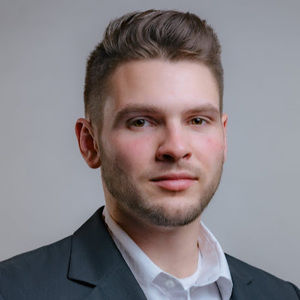 Meet your Posher, Jonathan